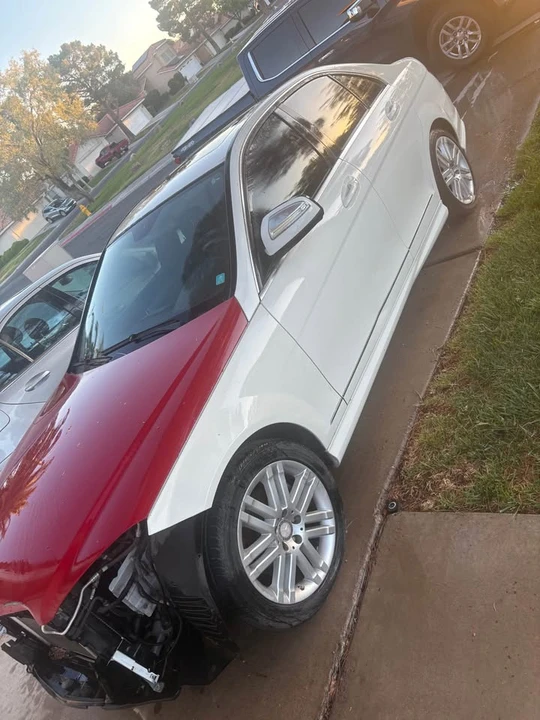 2009 Mercedes-Benz W204 C-Class - Image 2 of 5