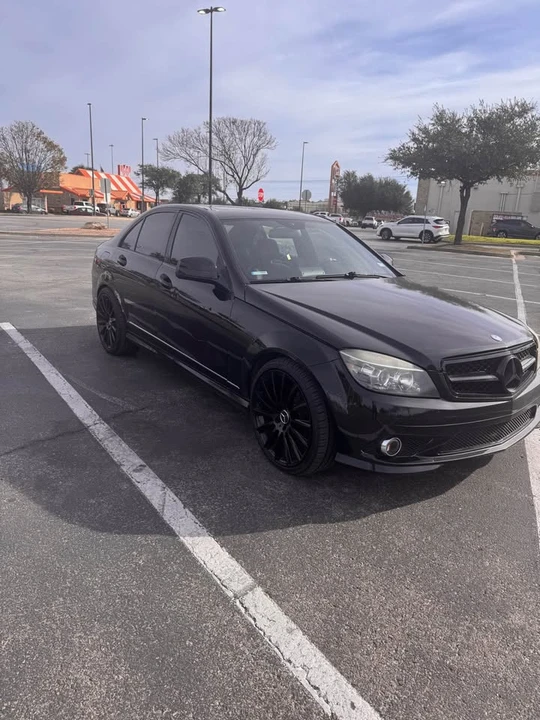 2009 Mercedes-Benz W204 C-Class - Image 3 of 11