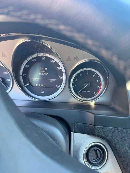 2009 Mercedes-Benz W204 C-Class - Image 9 of 10