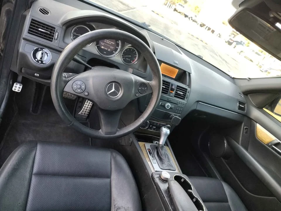 2009 Mercedes-Benz W204 C-Class - Image 7 of 10