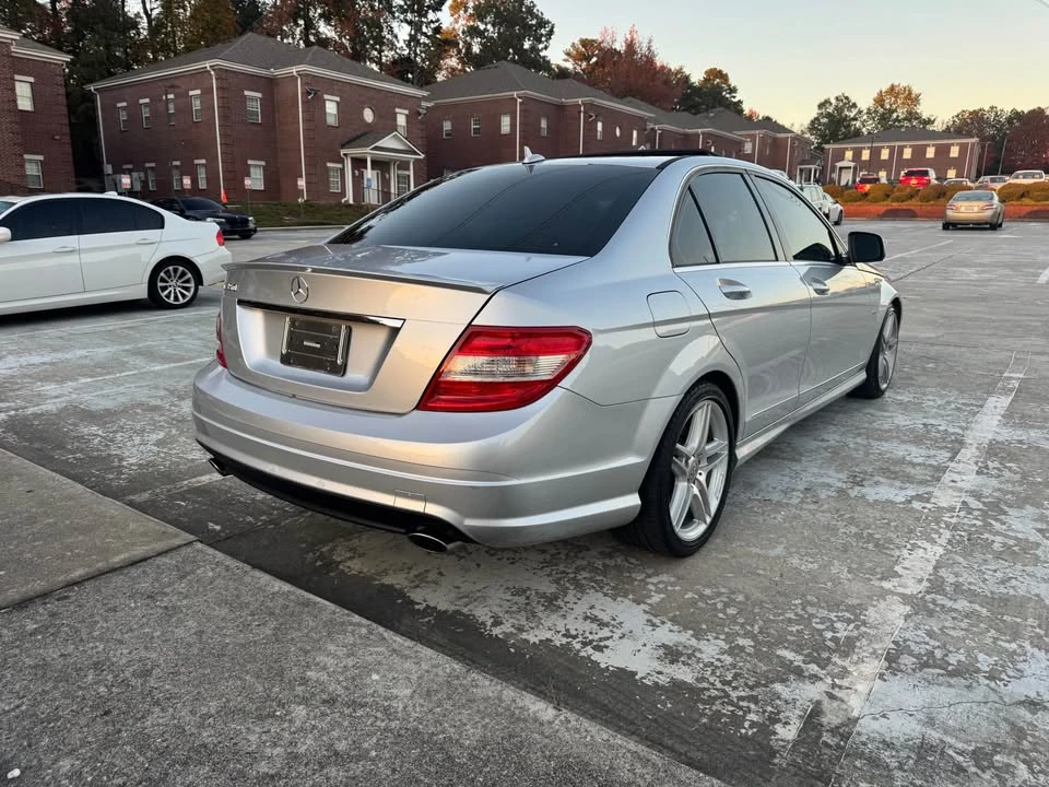 2009 Mercedes-Benz W204 C-Class - Image 5 of 12