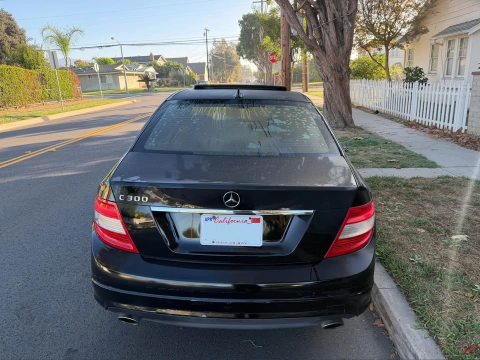 2009 Mercedes-Benz W204 C-Class - Image 8 of 11