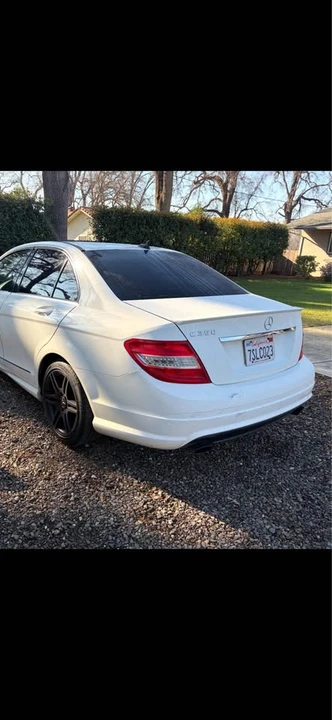 2009 Mercedes-Benz W204 C-Class - Image 4 of 11