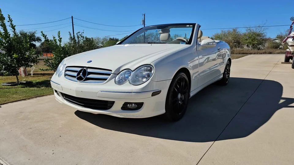2009 Mercedes-Benz C209/A209 CLK-Class - Image 2 of 12