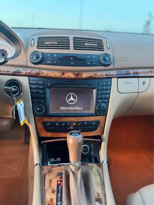 2009 Mercedes-Benz W211 E-Class - Image 11 of 16