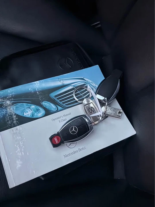2009 Mercedes-Benz W211 E-Class - Image 8 of 16
