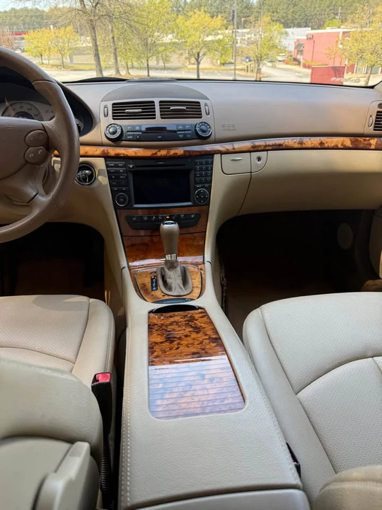 2009 Mercedes-Benz W211 E-Class - Image 9 of 19