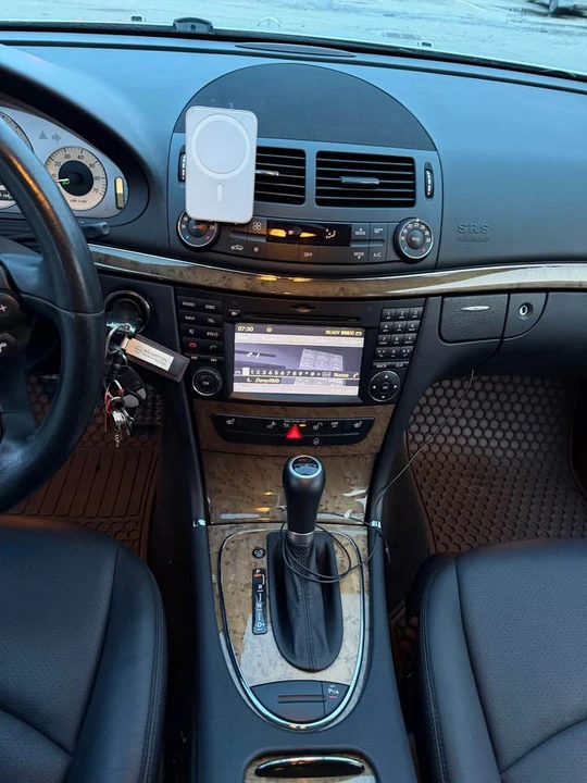 2009 Mercedes-Benz W211 E-Class - Image 10 of 12