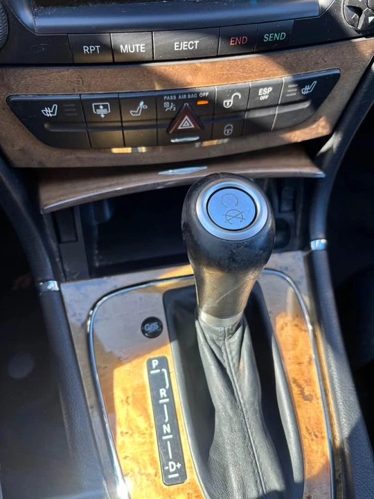 2009 Mercedes-Benz W211 E-Class - Image 12 of 14