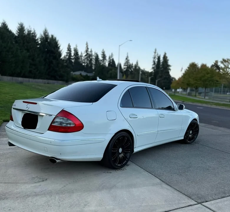2009 Mercedes-Benz W211 E-Class - Image 2 of 6