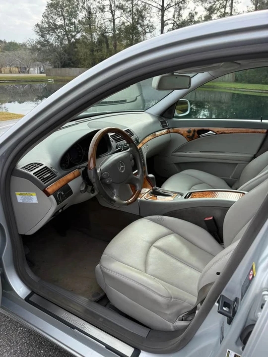 2009 Mercedes-Benz W211 E-Class - Image 8 of 13