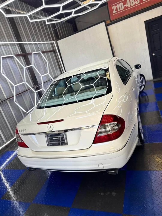 2009 Mercedes-Benz W211 E-Class - Image 3 of 12