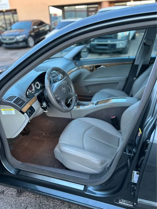 2009 Mercedes-Benz W211 E-Class - Image 11 of 17