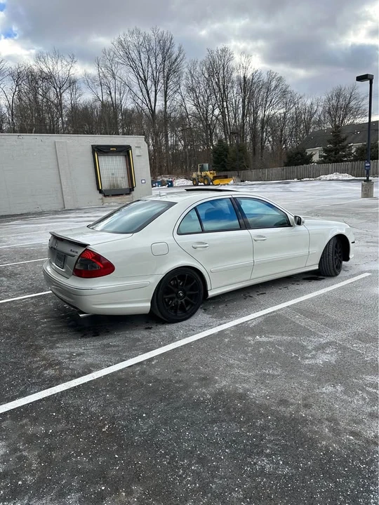 2009 Mercedes-Benz W211 E-Class - Image 3 of 6