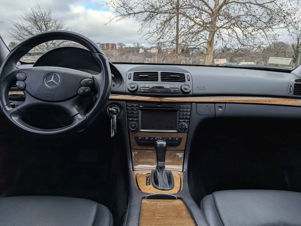 2009 Mercedes-Benz W211 E-Class - Image 12 of 18