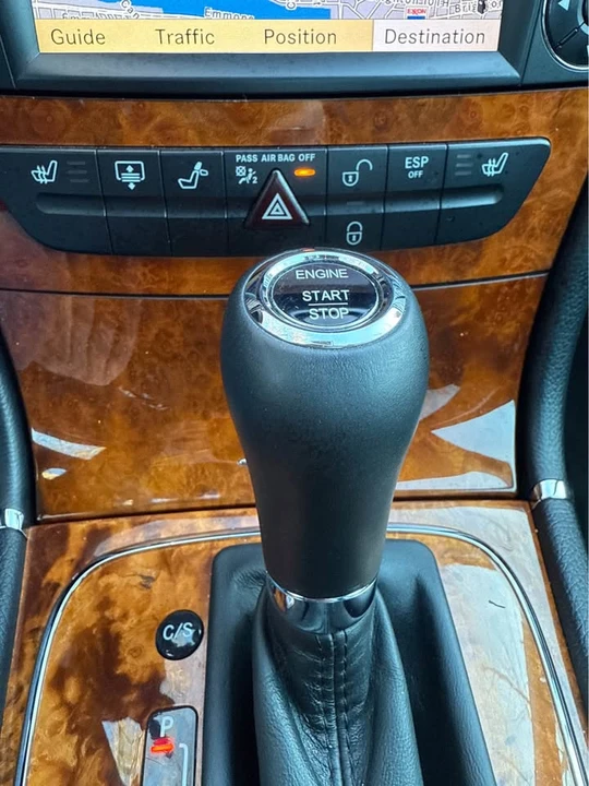 2009 Mercedes-Benz W211 E-Class - Image 15 of 20