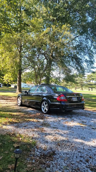 2009 Mercedes-Benz W211 E-Class - Image 2 of 7