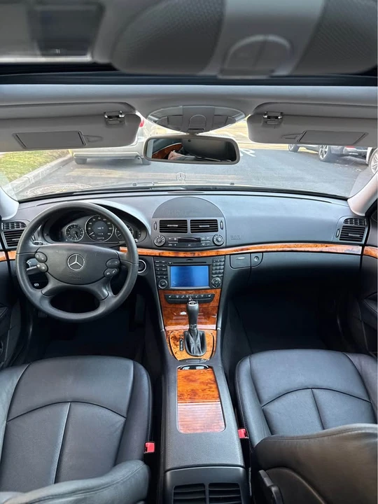 2009 Mercedes-Benz W211 E-Class - Image 13 of 20