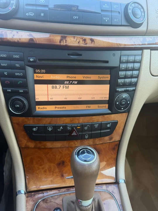 2009 Mercedes-Benz W211 E-Class - Image 16 of 18