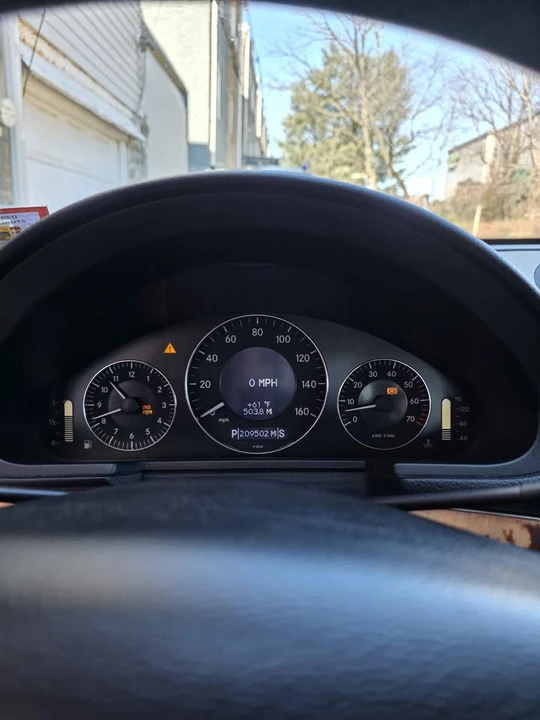 2009 Mercedes-Benz W211 E-Class - Image 13 of 14