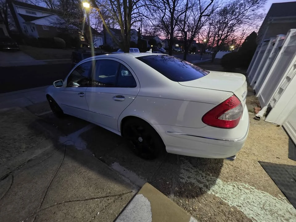 2009 Mercedes-Benz W211 E-Class - Image 2 of 5