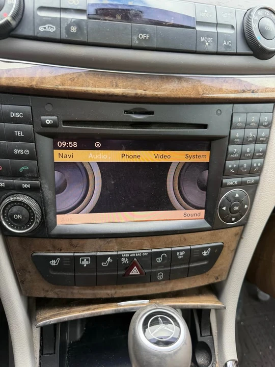 2009 Mercedes-Benz W211 E-Class - Image 10 of 16