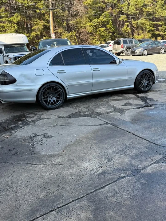 2009 Mercedes-Benz W211 E-Class - Image 2 of 11