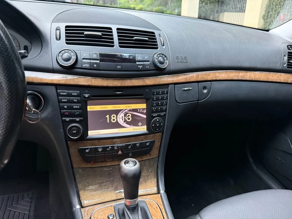 2009 Mercedes-Benz W211 E-Class - Image 12 of 16