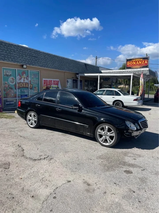 2009 Mercedes-Benz W211 E-Class - Image 2 of 15