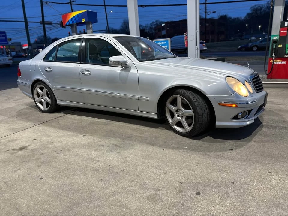 2009 Mercedes-Benz W211 E-Class - Image 2 of 10