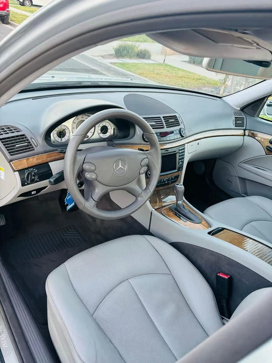 2009 Mercedes-Benz W211 E-Class - Image 10 of 11