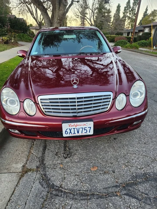 2009 Mercedes-Benz W212 E-Class - Image 2 of 19