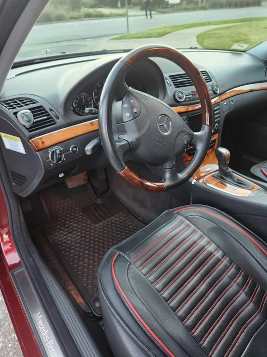 2009 Mercedes-Benz W212 E-Class - Image 8 of 19