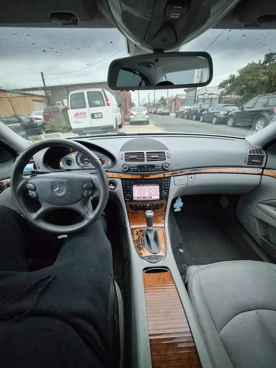 2009 Mercedes-Benz W211 E-Class - Image 10 of 14