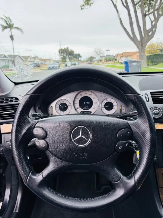 2009 Mercedes-Benz W211 E-Class - Image 10 of 11