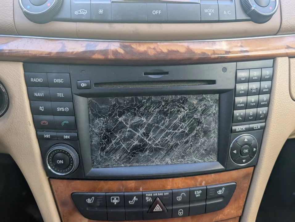 2009 Mercedes-Benz W211 E-Class - Image 18 of 21