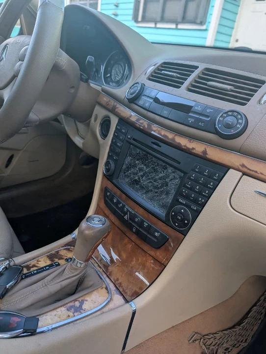 2009 Mercedes-Benz W211 E-Class - Image 13 of 21
