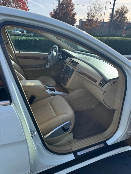 2009 Mercedes-Benz W251 R-Class - Image 7 of 13