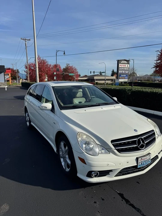 2009 Mercedes-Benz W251 R-Class - Image 2 of 13