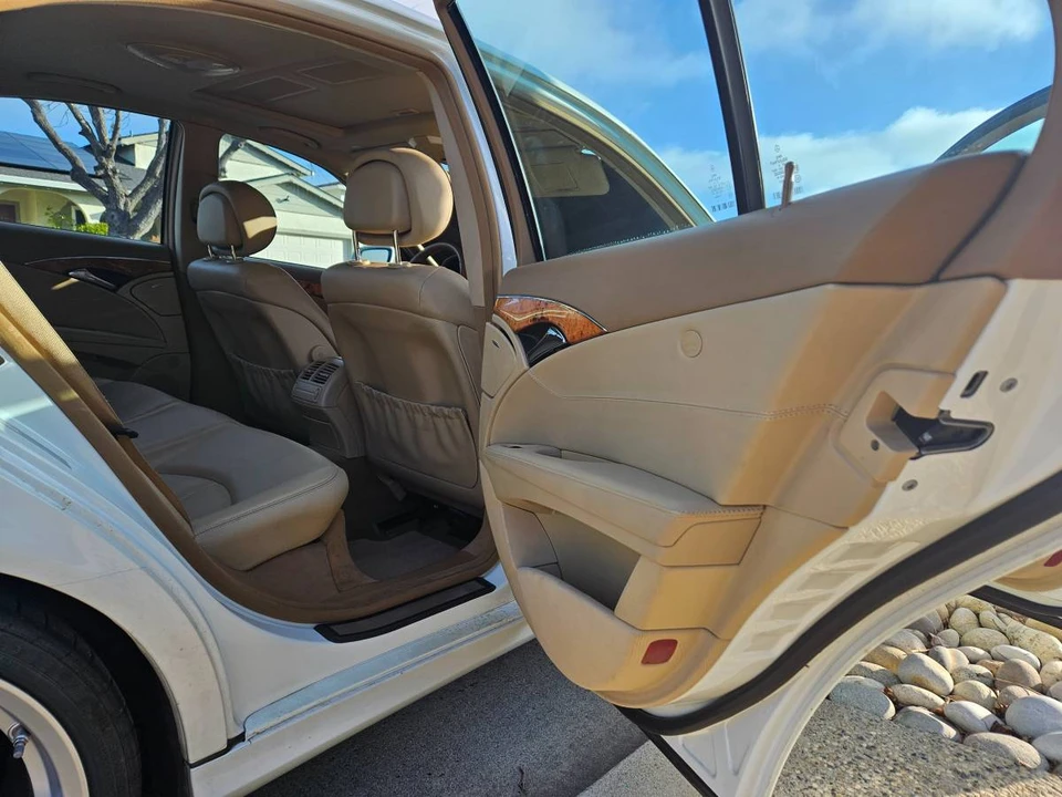 2009 Mercedes-Benz W211 E-Class - Image 12 of 17