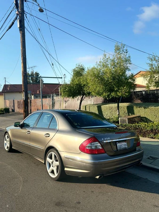 2009 Mercedes-Benz W212 E-Class - Image 2 of 10