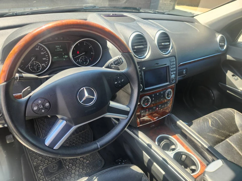 2009 Mercedes-Benz X164 GL-Class - Image 8 of 15