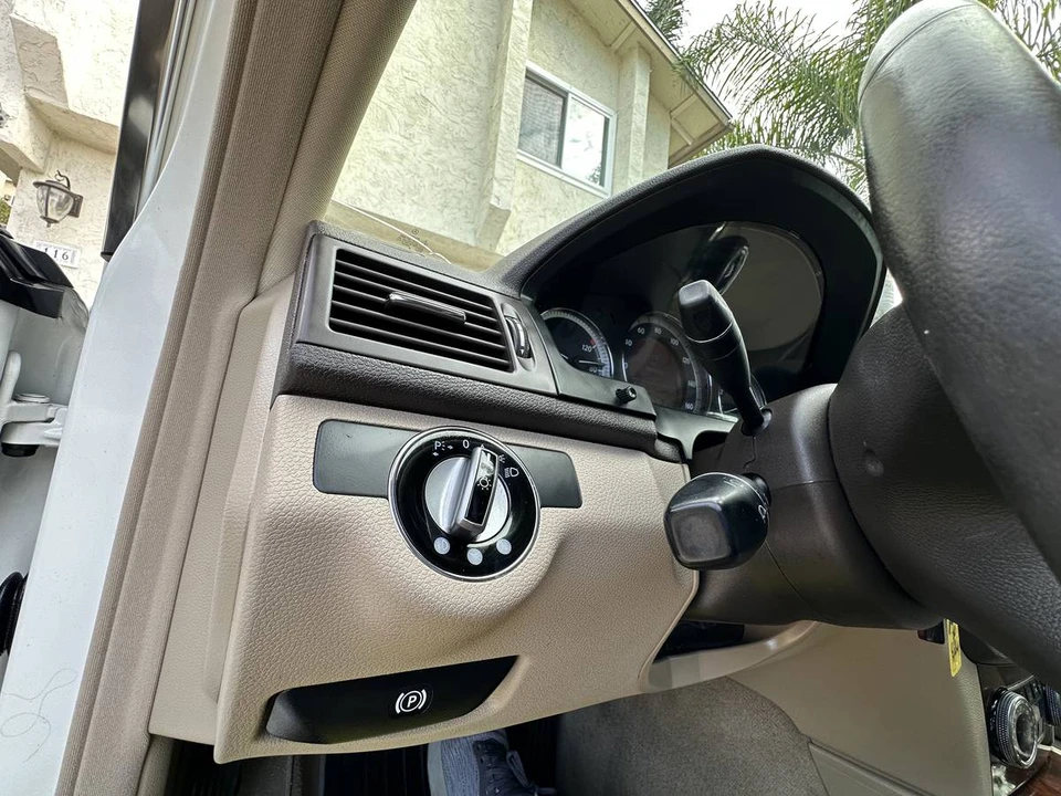 2009 Mercedes-Benz W204 C-Class - Image 19 of 23