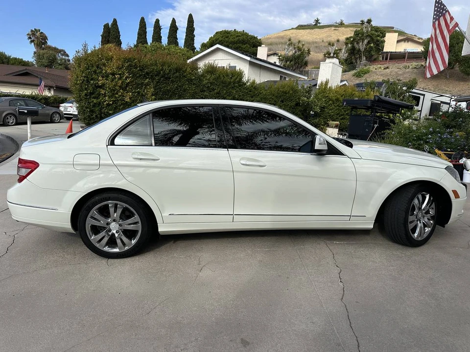 2009 Mercedes-Benz W204 C-Class - Image 6 of 23