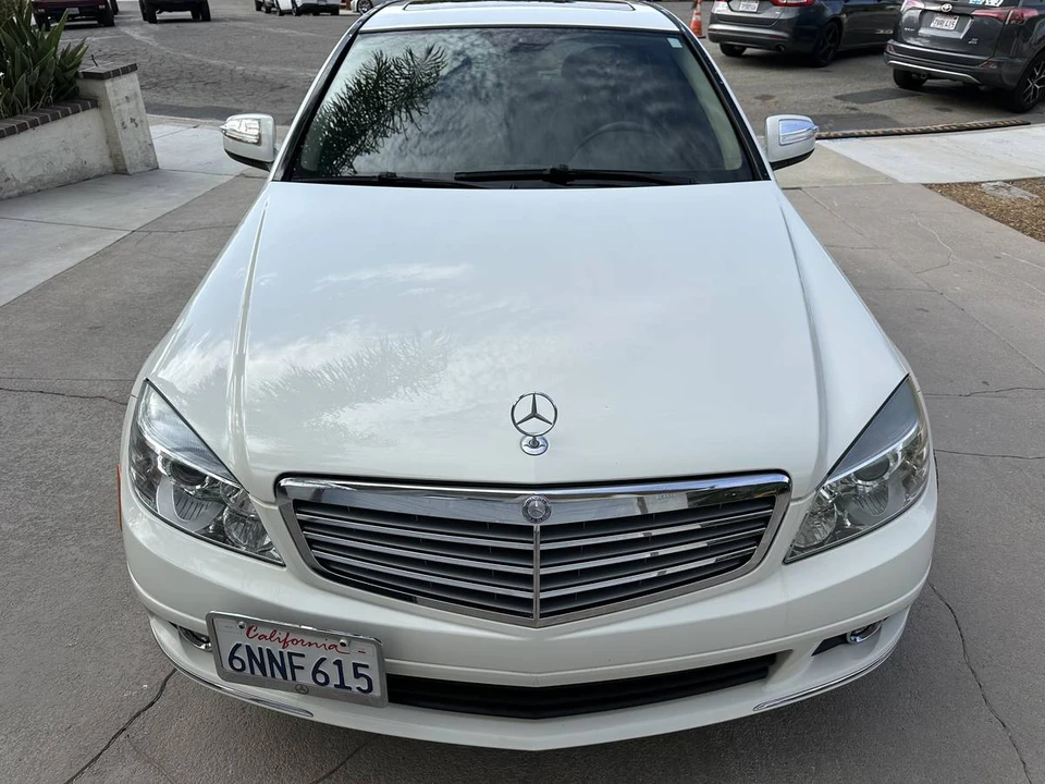 2009 Mercedes-Benz W204 C-Class - Image 7 of 23