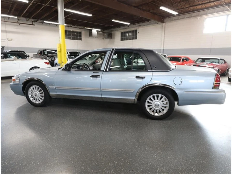 2009 Mercury Grand Marquis - Image 16 of 31