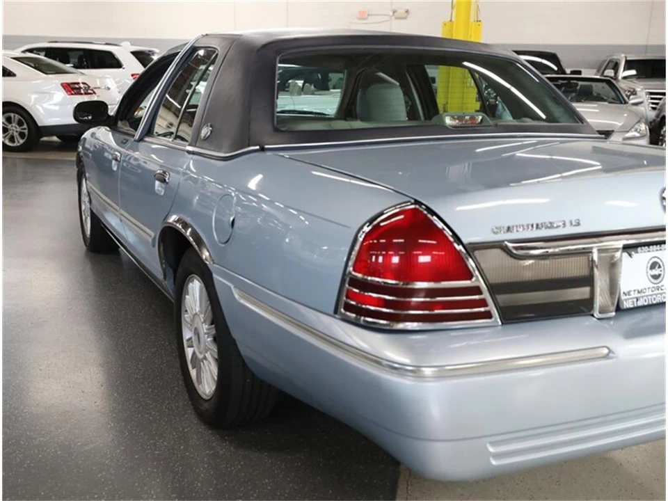 2009 Mercury Grand Marquis - Image 14 of 31