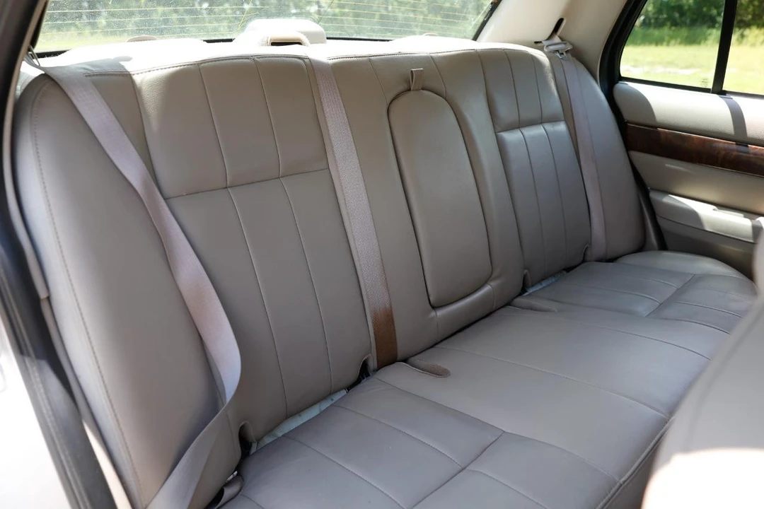 2009 Mercury Grand Marquis - Image 14 of 31