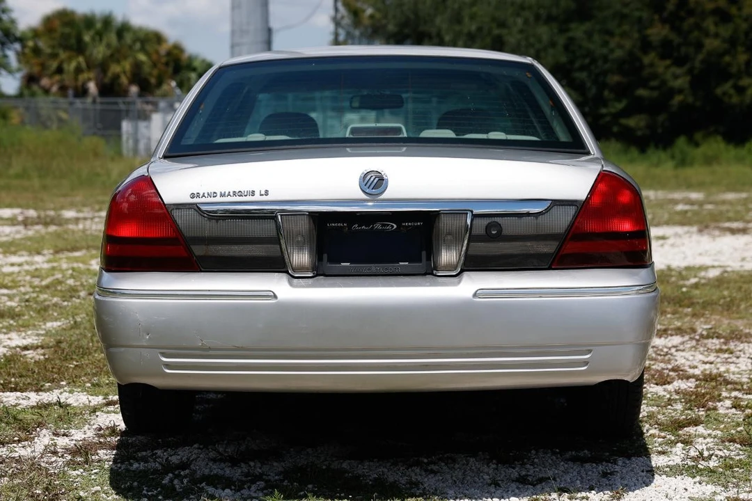 2009 Mercury Grand Marquis - Image 7 of 31