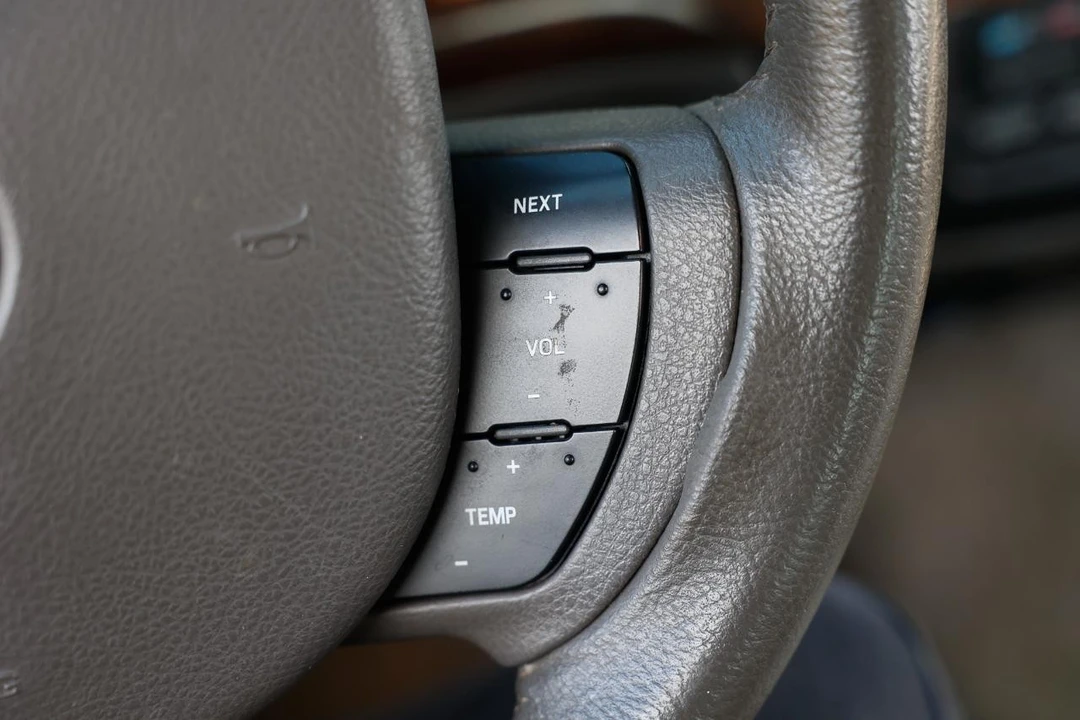 2009 Mercury Grand Marquis - Image 25 of 31